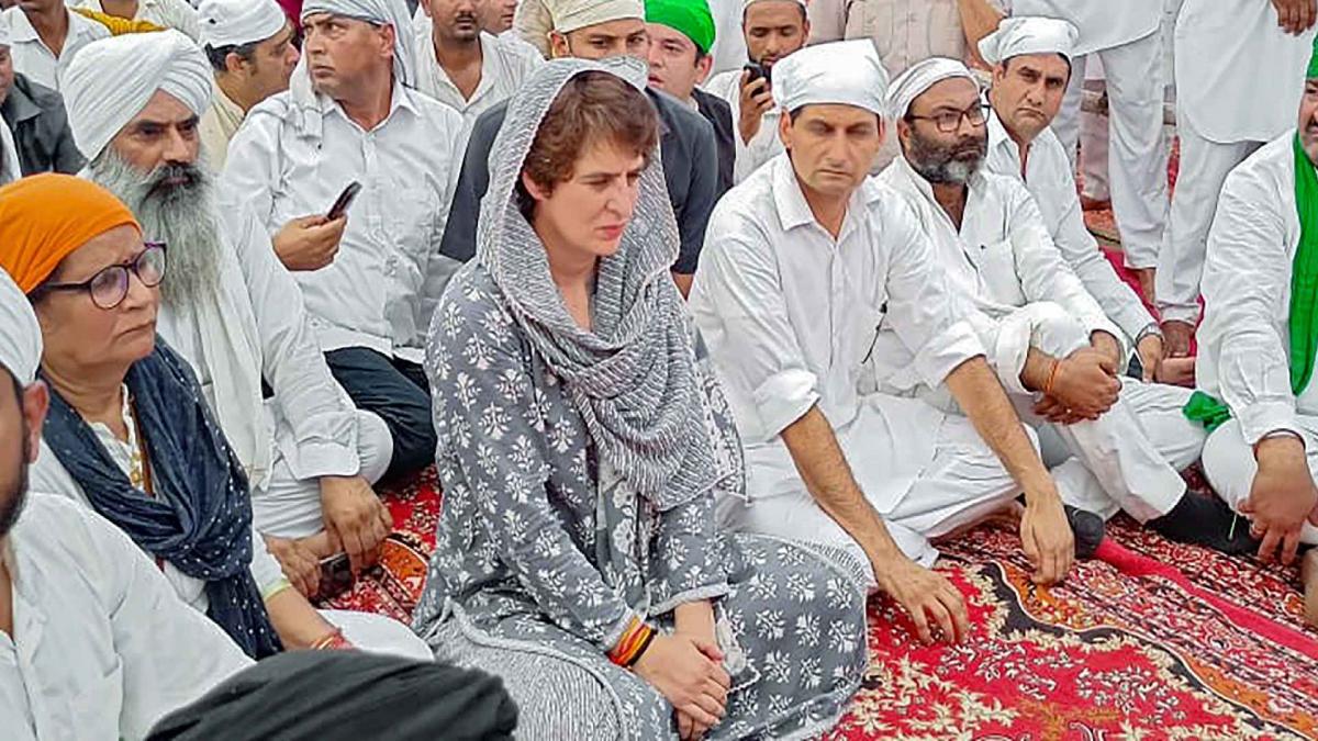 Priyanka attend antim ardas of deceased farmers