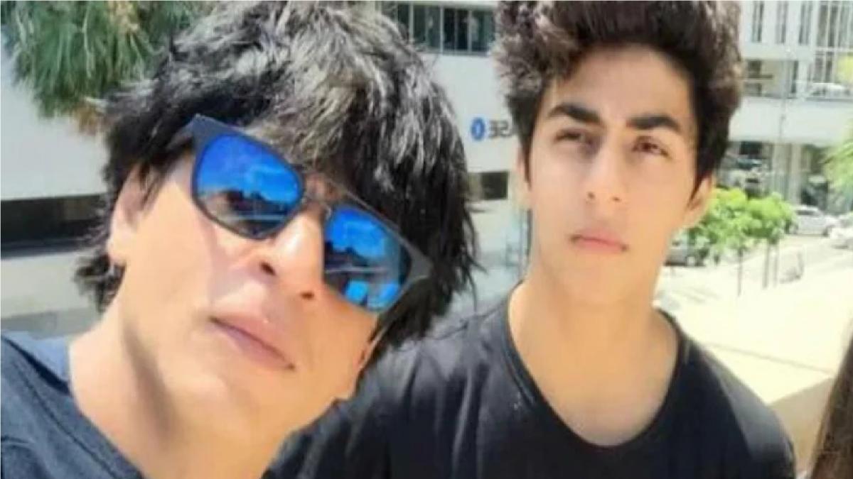 Shah Rukh Khan and son Aryan Khan