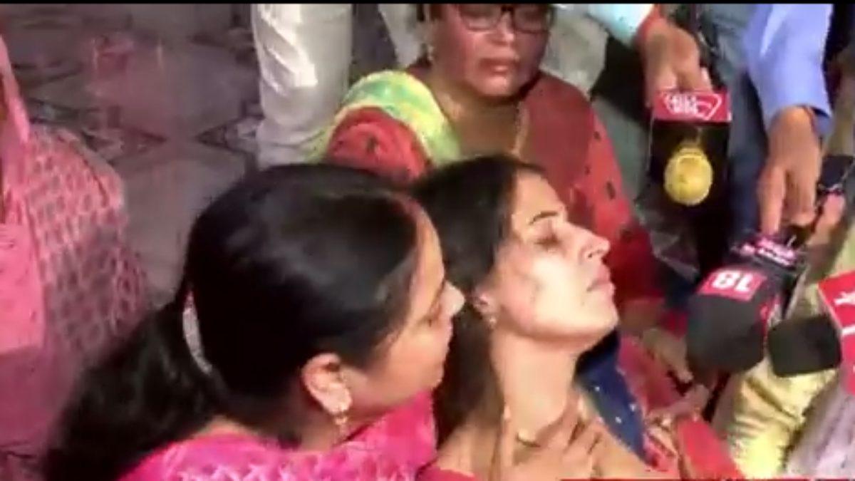 Srinagar terrorist attack teacher killed 