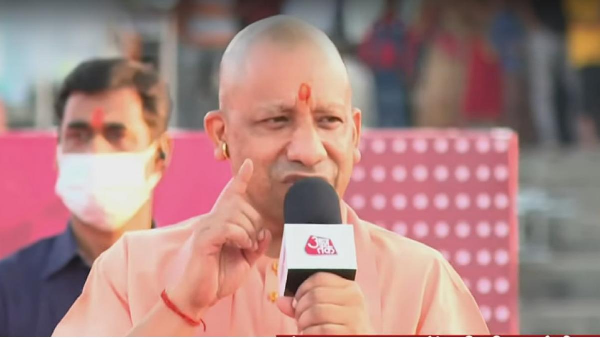 CM Yogi in Panchayat Aajtak