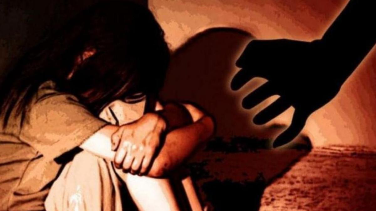 17 year old girl raped by 400 men
