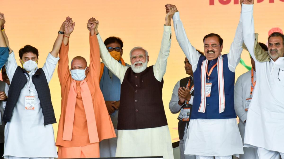 BJP leaders during the foundation laying ceremony for Noida airport (Credit-PTI)