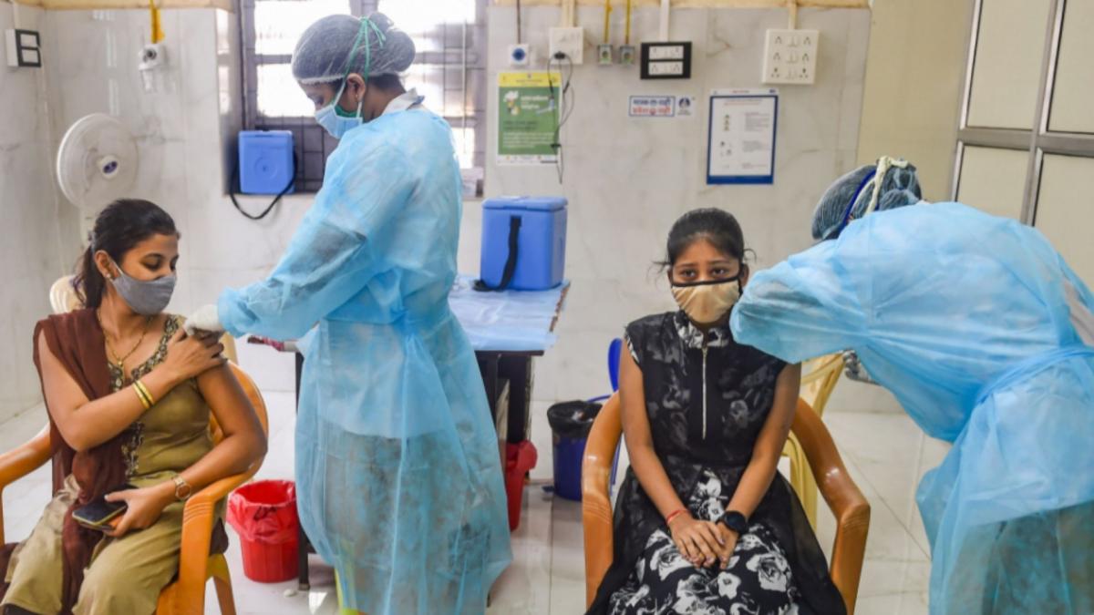 Covid-19 vaccination in Mumbai (Credit-PTI)