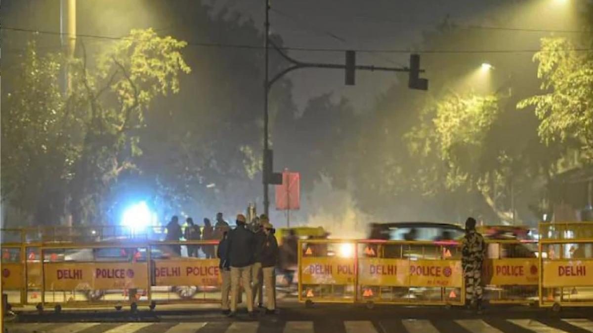 Delhi Night Curfew
