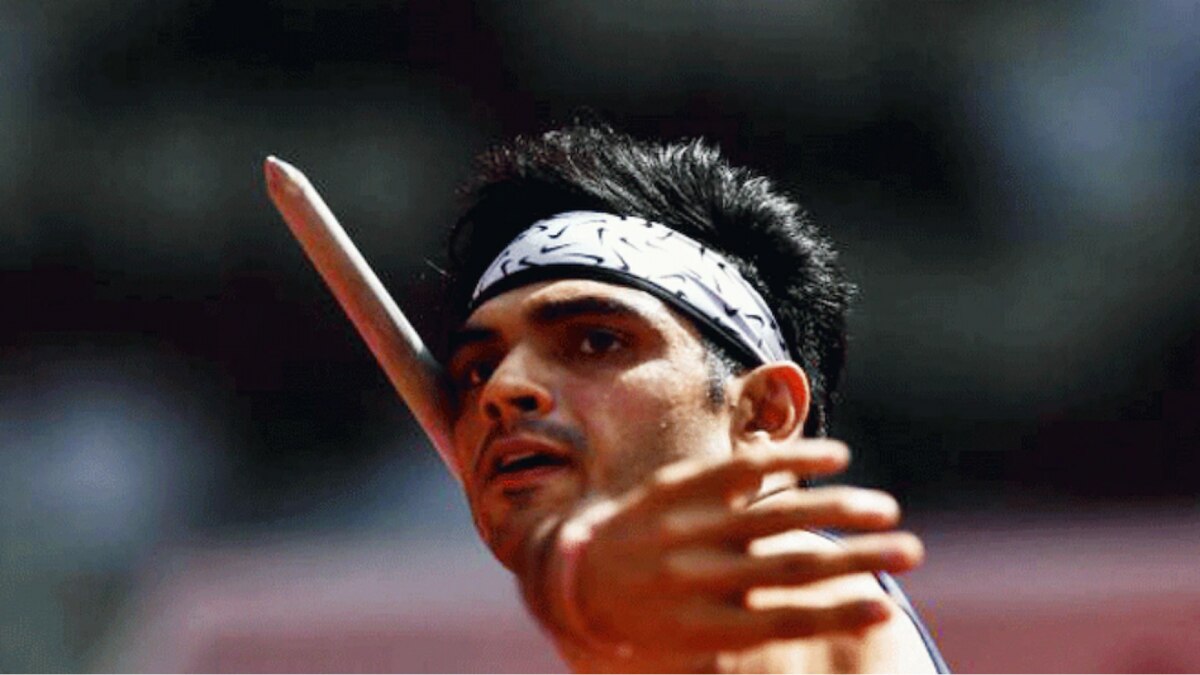 Neeraj Chopra taught javelin throw to small kid Video going viral