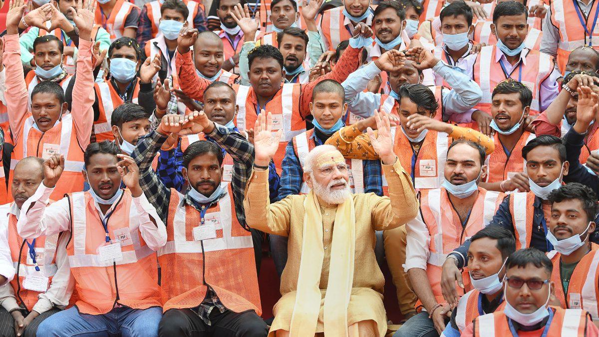 pm modi in varanasi