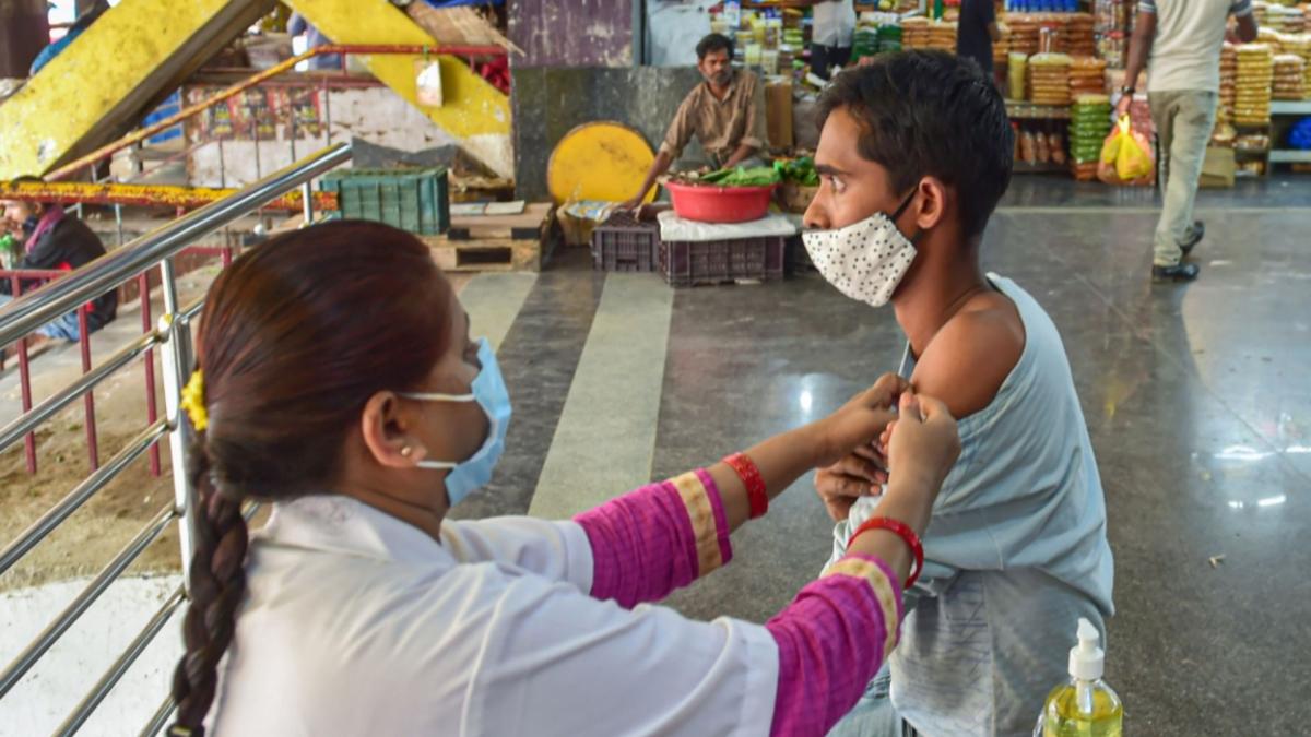 Omicron threat in India (Credit-PTI)