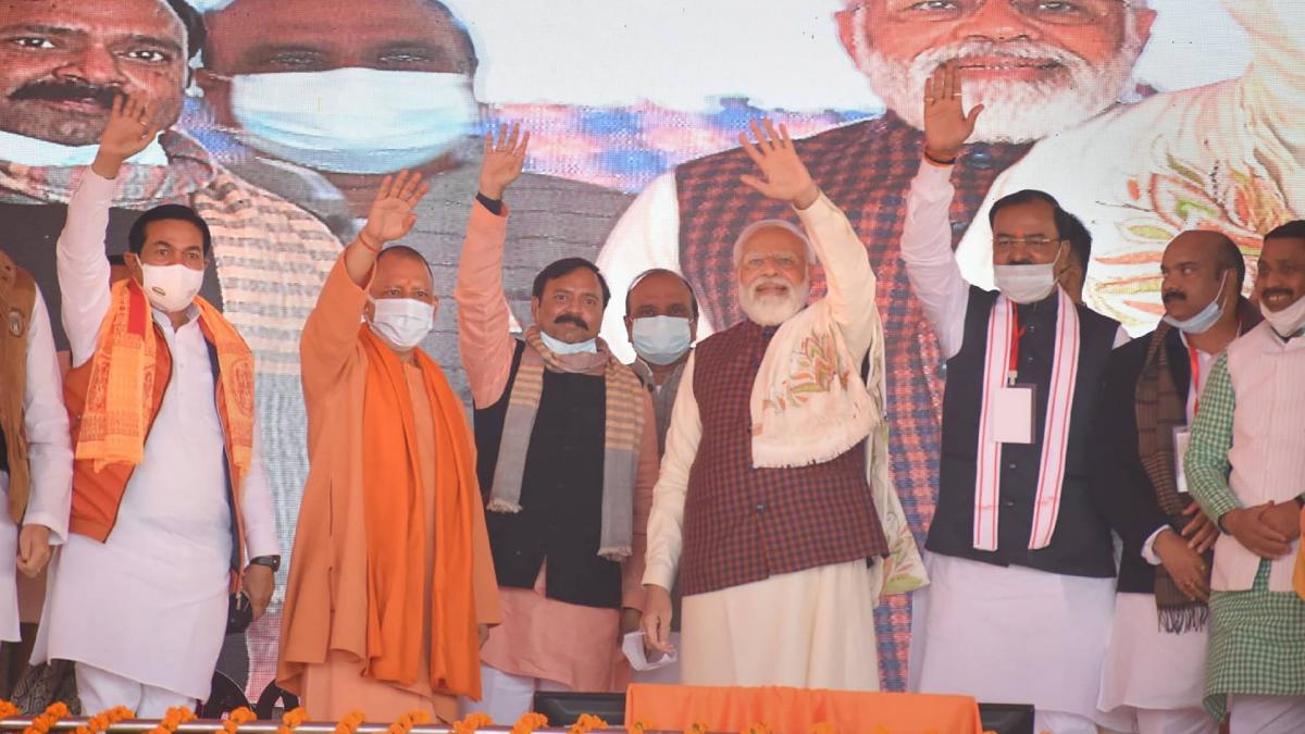 PM lays foundation of Ganga Expressway