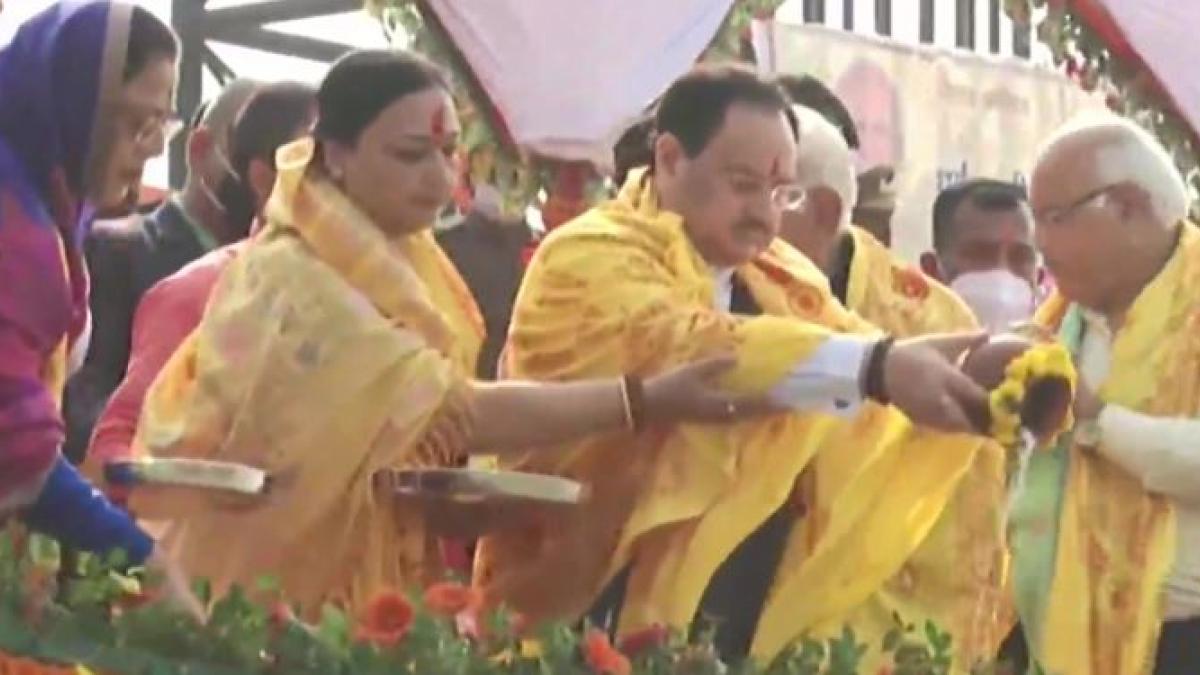 JP Nadda and CMs of BJP-ruled states perform arti at Saryu Ghat 