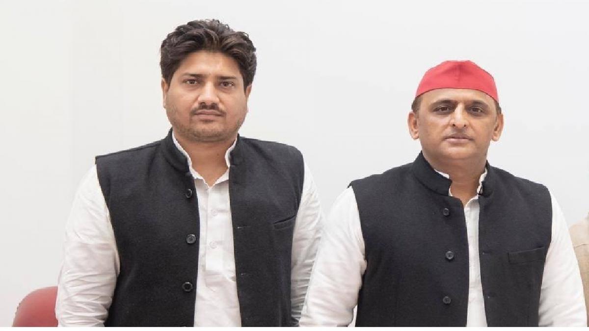 Akilesh Yadav with Nahid Hasan