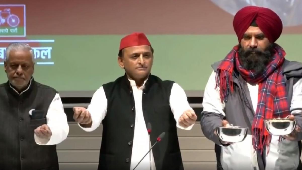 Akhilesh took food pledge