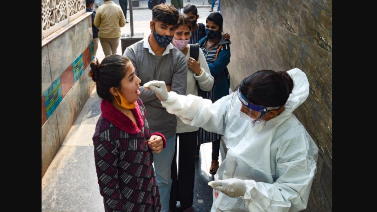 Corona Update: भारत में Covid के रोजाना केस 1 लाख के पार, देखें किन पांच राज्यों में परसा कोरोना का कहर