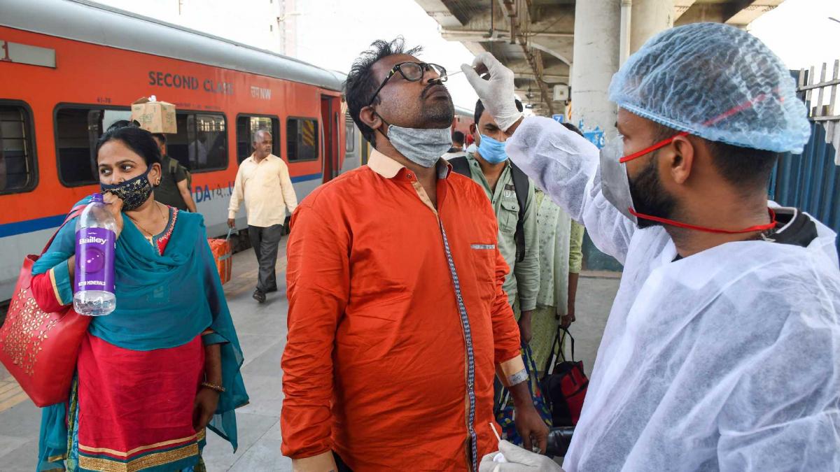 Covid tests in Mumbai