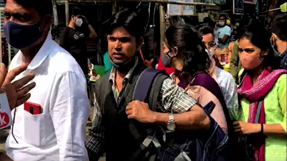 new year celebrations witnessed crowd at temples in Pune