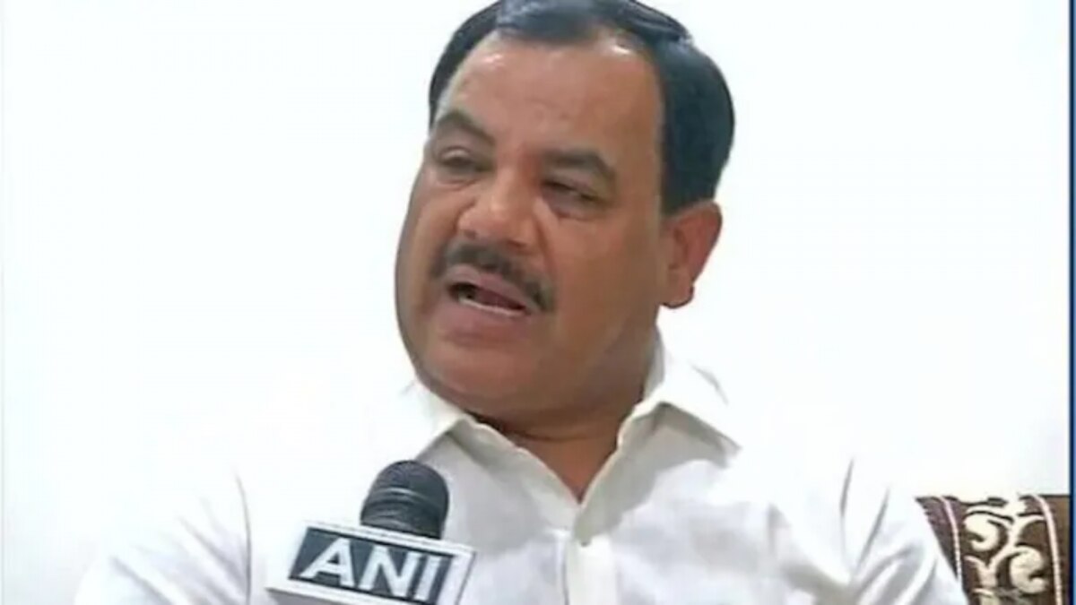 Harak Singh Rawat suspended from Uttarakhand cabinet 