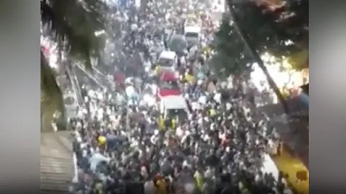 Huge Crowd gathers at Goa