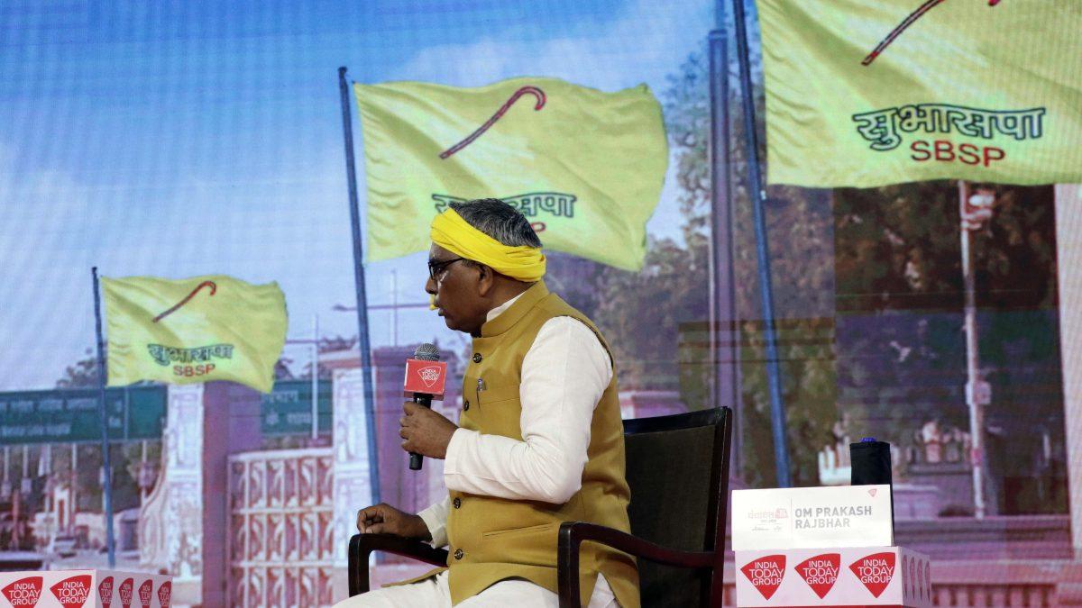 UP Election 2022: 'खुशी दुबे जेल में, 25 हजार का इनामी योगी जी का बिरादर खेल में', बोले राजभर