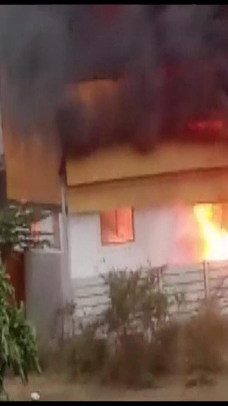 Maharashtra: कोल्हापुर के इचलकरंजी में केमिकल फैक्ट्री में लगी आग, करोड़ों का माल जलकर खाक