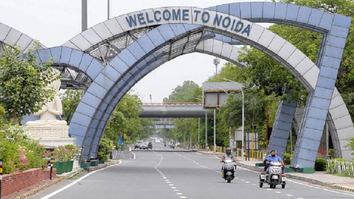 What is the political mood of Noida