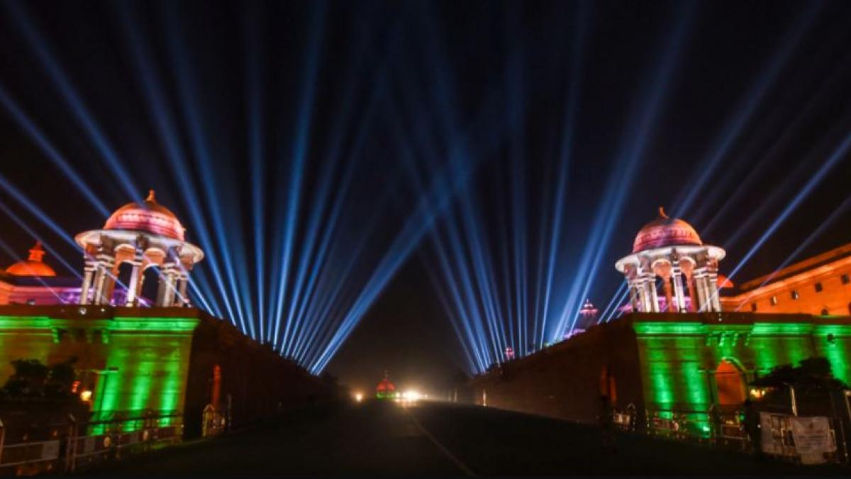 President house illuminated in Tricolour