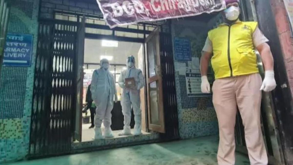 Delhi dispensaries turned into mini war rooms