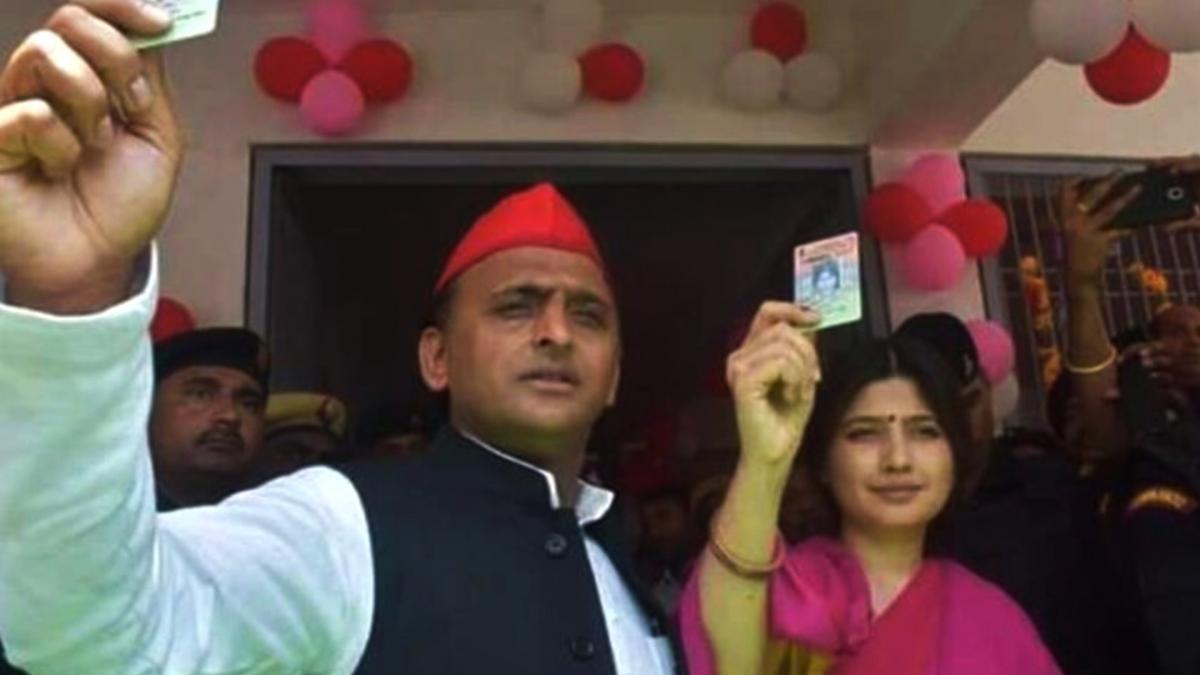 SP chief Akhilesh Yadav, wife Dimple cast vote in Saifai