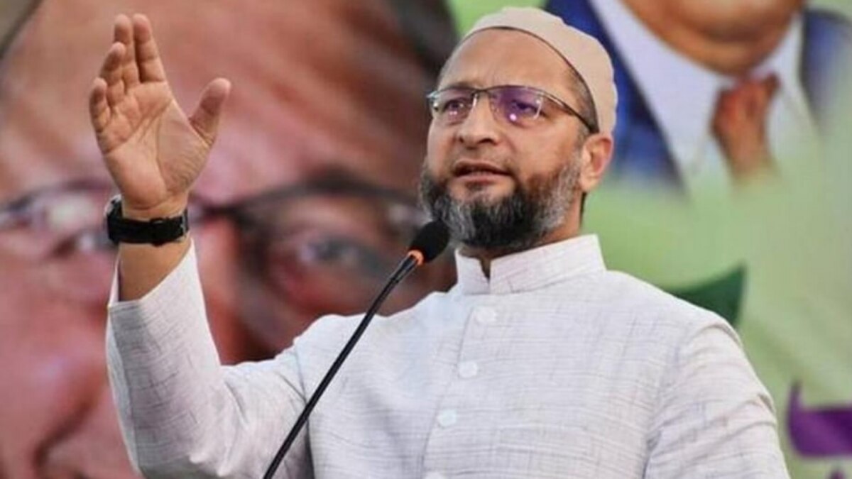 Asaduddin Owaisi urges Muslim women to vote wearing Hijab