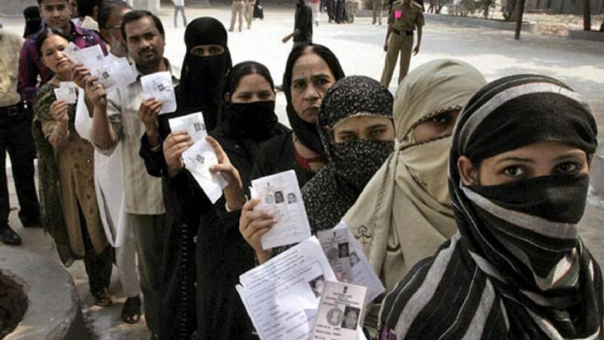 Will Hijab Controversy impact Uttar Pradesh Elections News in Hindi 