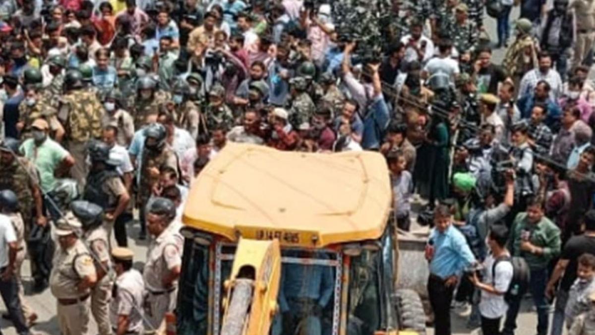Shaheen Bagh Bulldozer Returned