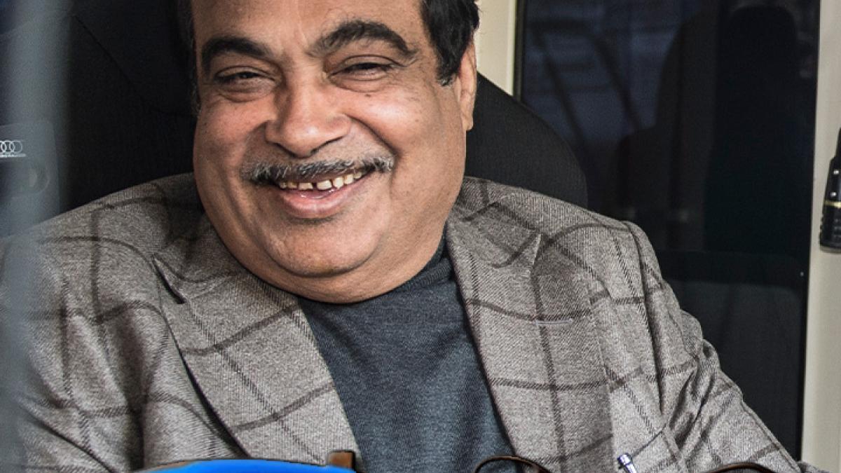 Nitin Gadkari announced Electric truck and Tractor to launch soon
