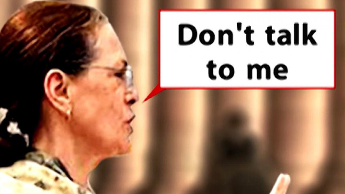 What did Sonia Gandhi say to Smriti Irani in Parliament NEWS IN HINDI MMT