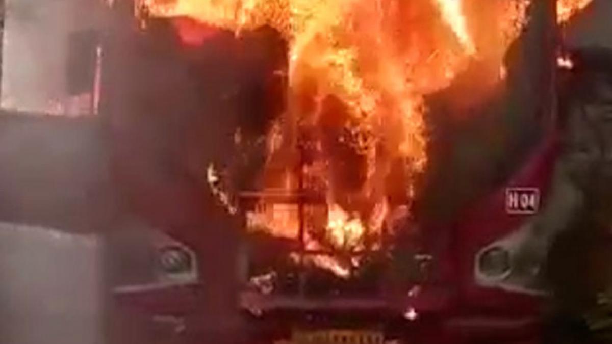 moving bus caught fire