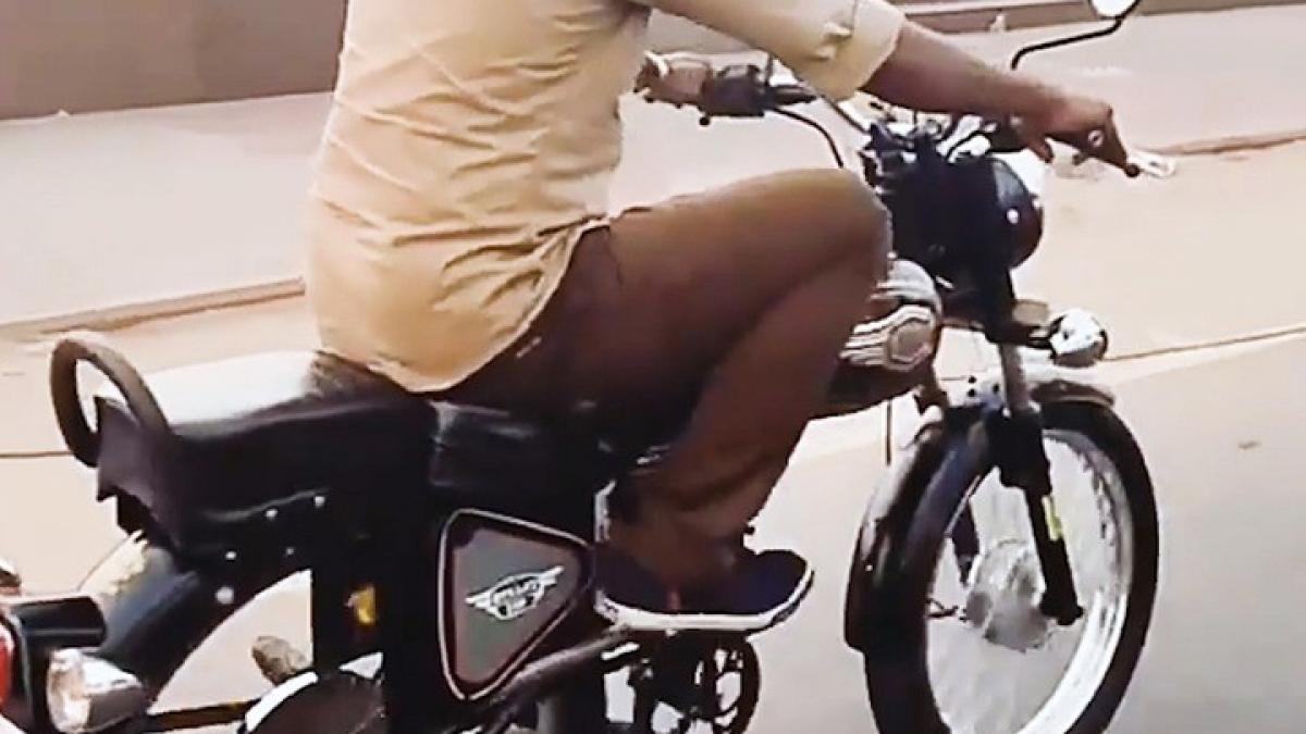 viral video of bike