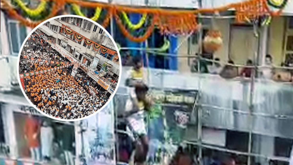 Janmashtami 2022 Video of Matki fod competition in Dadar Mumbai News in Hindi MMT