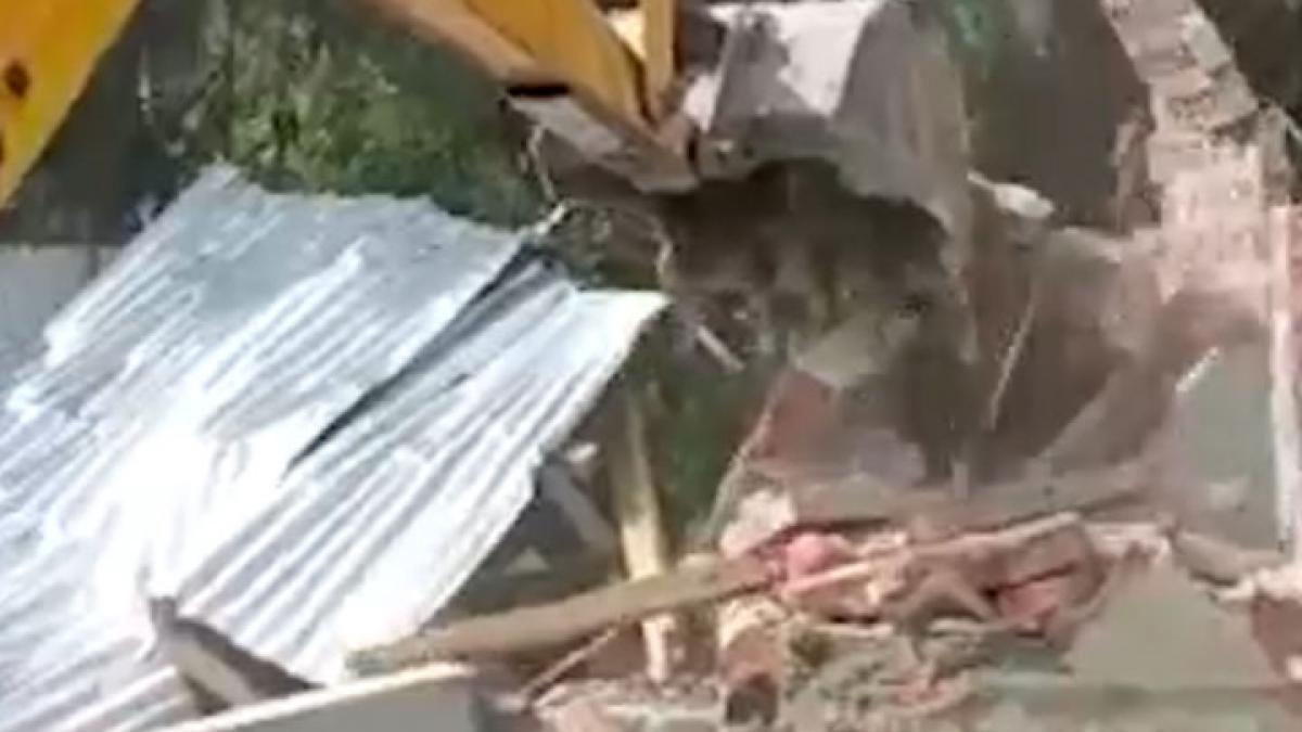 bulldozer action on madrassa
