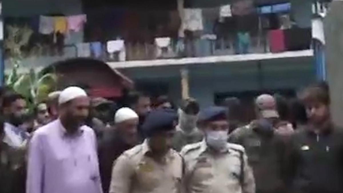 6 dead bodies in one house of Jammu all are from family news in Hindi MMT