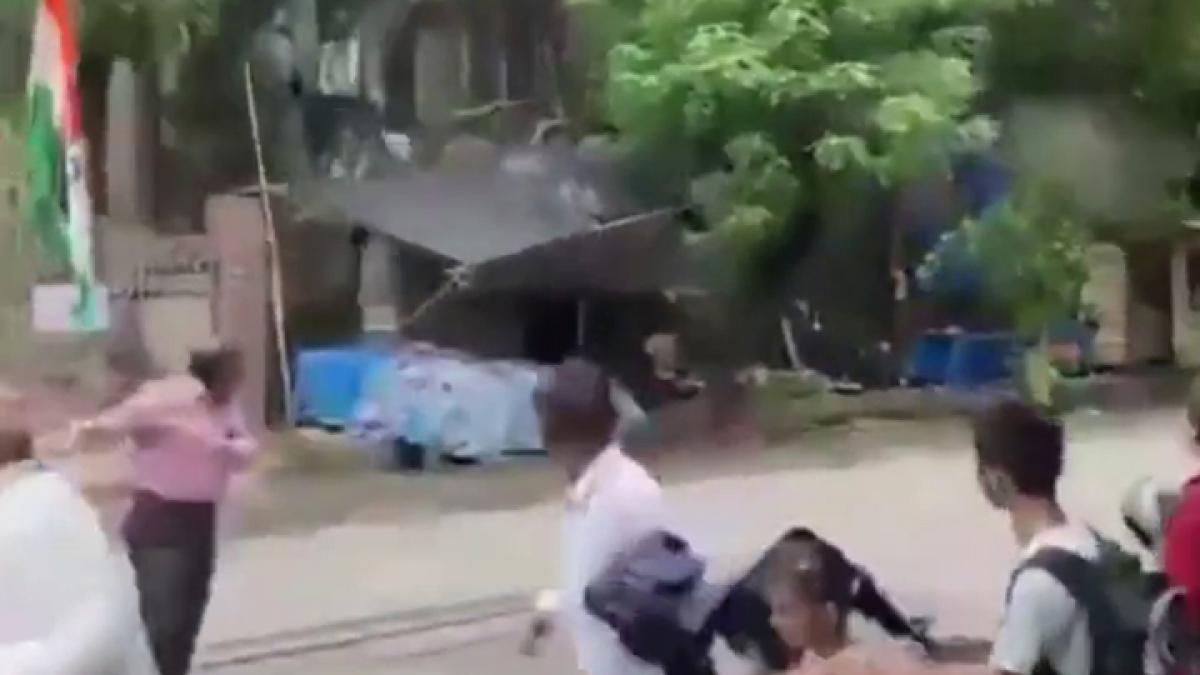 Mumbai building collapsed