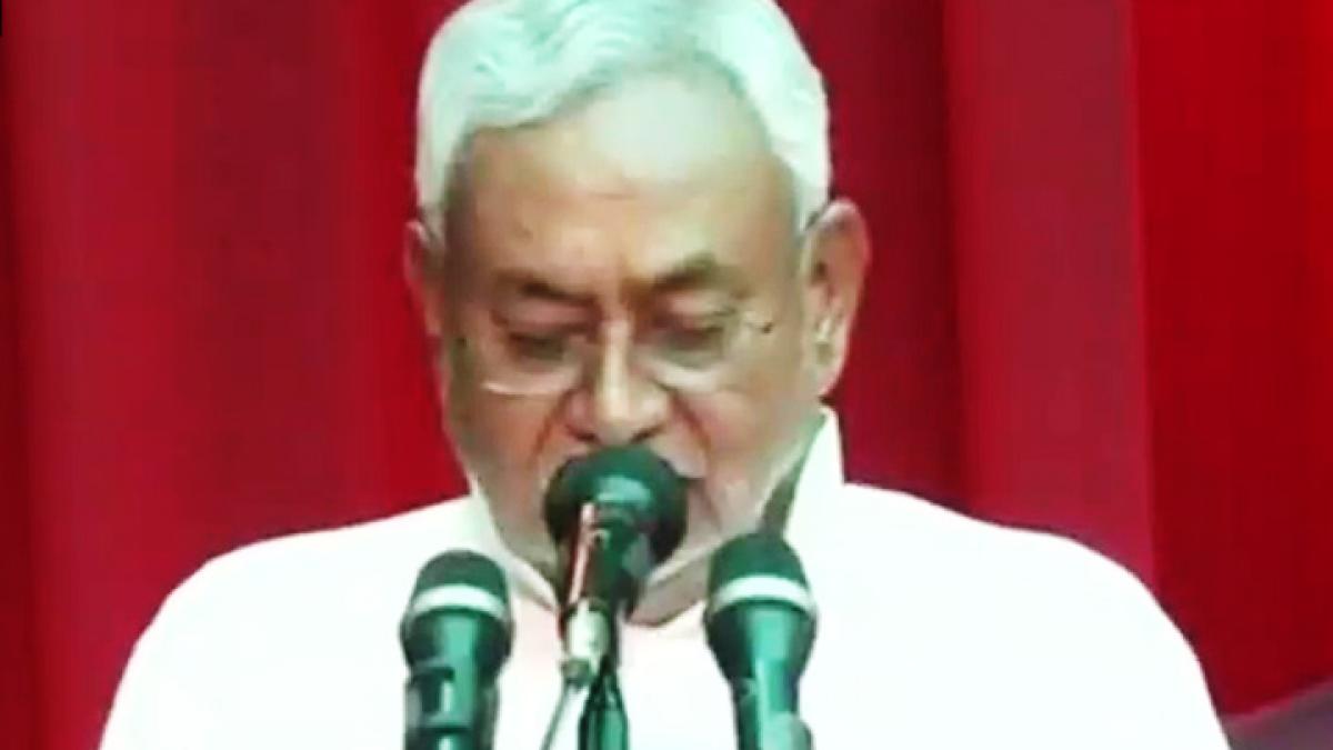 Nitish Kumar takes oath as Chief Minister of Bihar eighth time Video MMT
