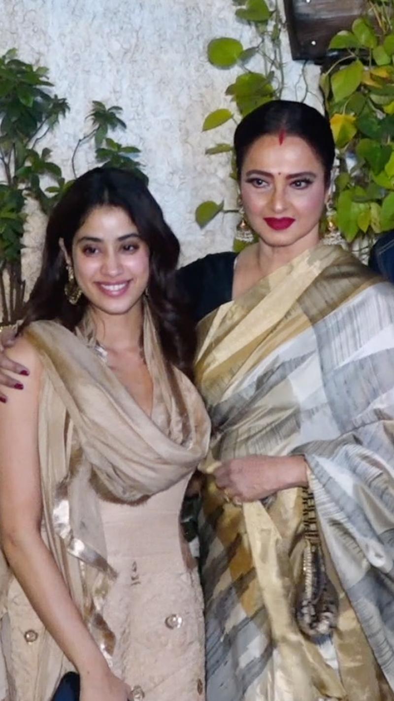 Mili Screening: रेखा संग जाह्नवी की बॉन्डिंग के दीवाने हुए फैंस