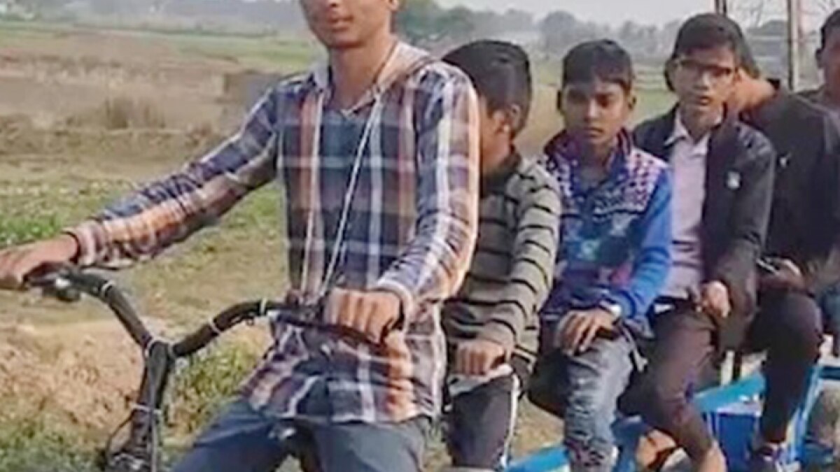 Viral Video of Six seater bike