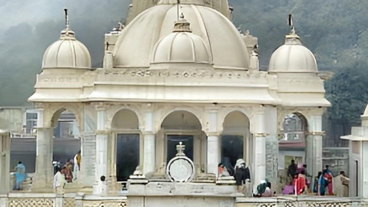 Shri Sammed Shikhar ji