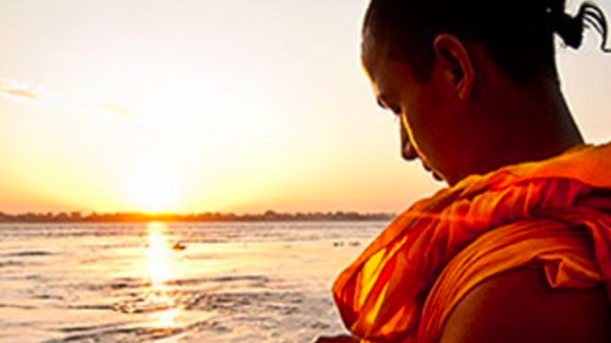 Magh Mela started in Prayagraj thousands of devotees gathered on first day MMT