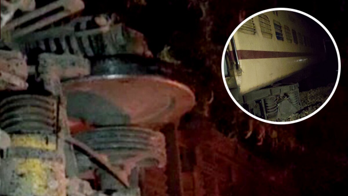 Suryanagari Express coaches derailed