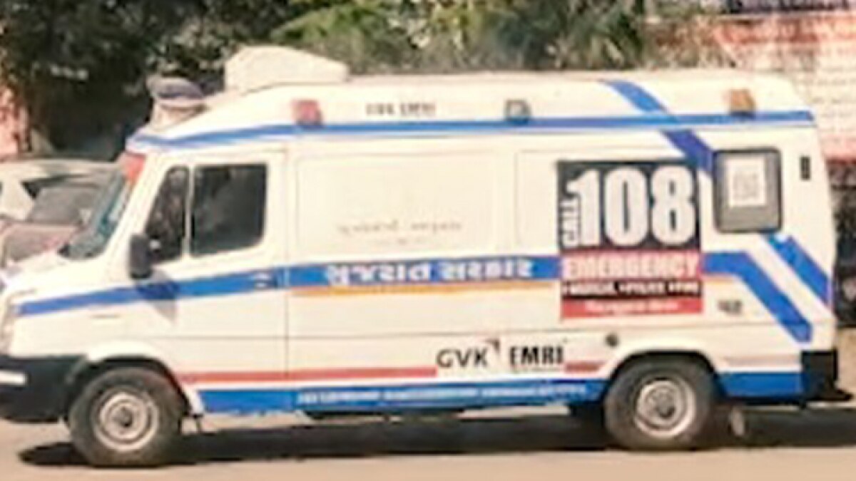 five people dead in gujarat auto accident