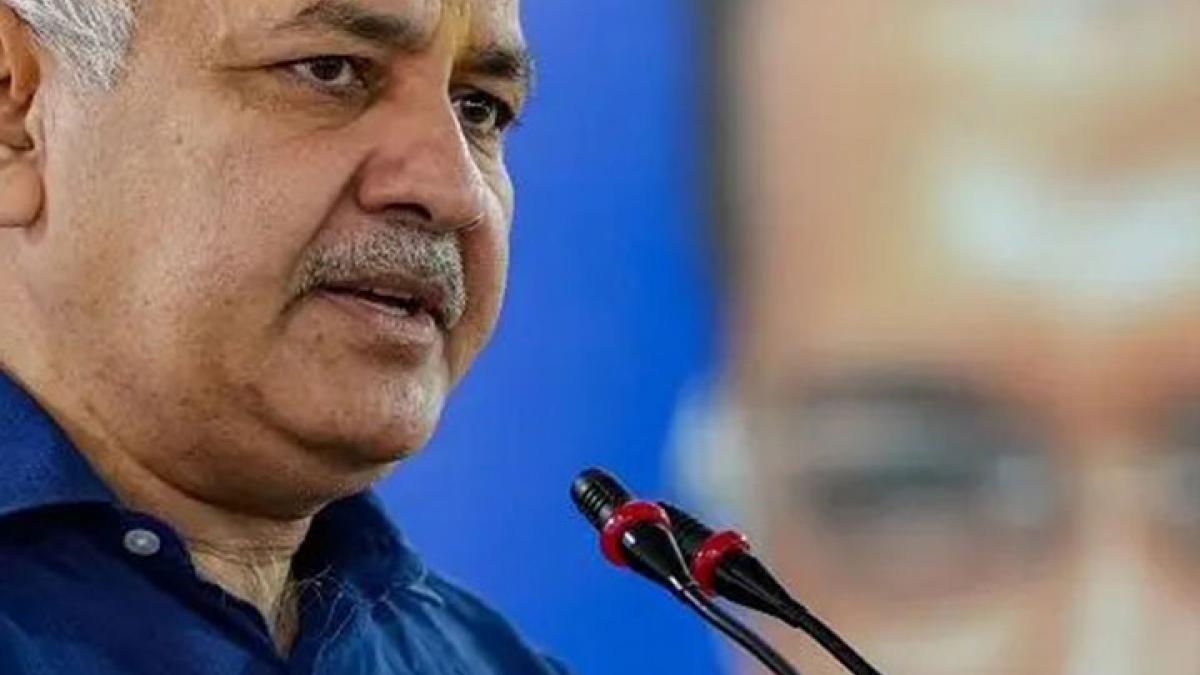 Manish Sisodia gets in trouble, CBI to register FIR in snooping case