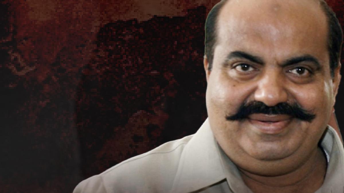 who manages Atiq Ahmed crime world 