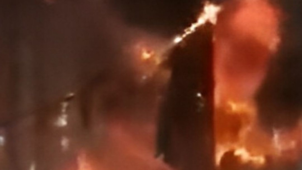 gurugram fire in wine shop