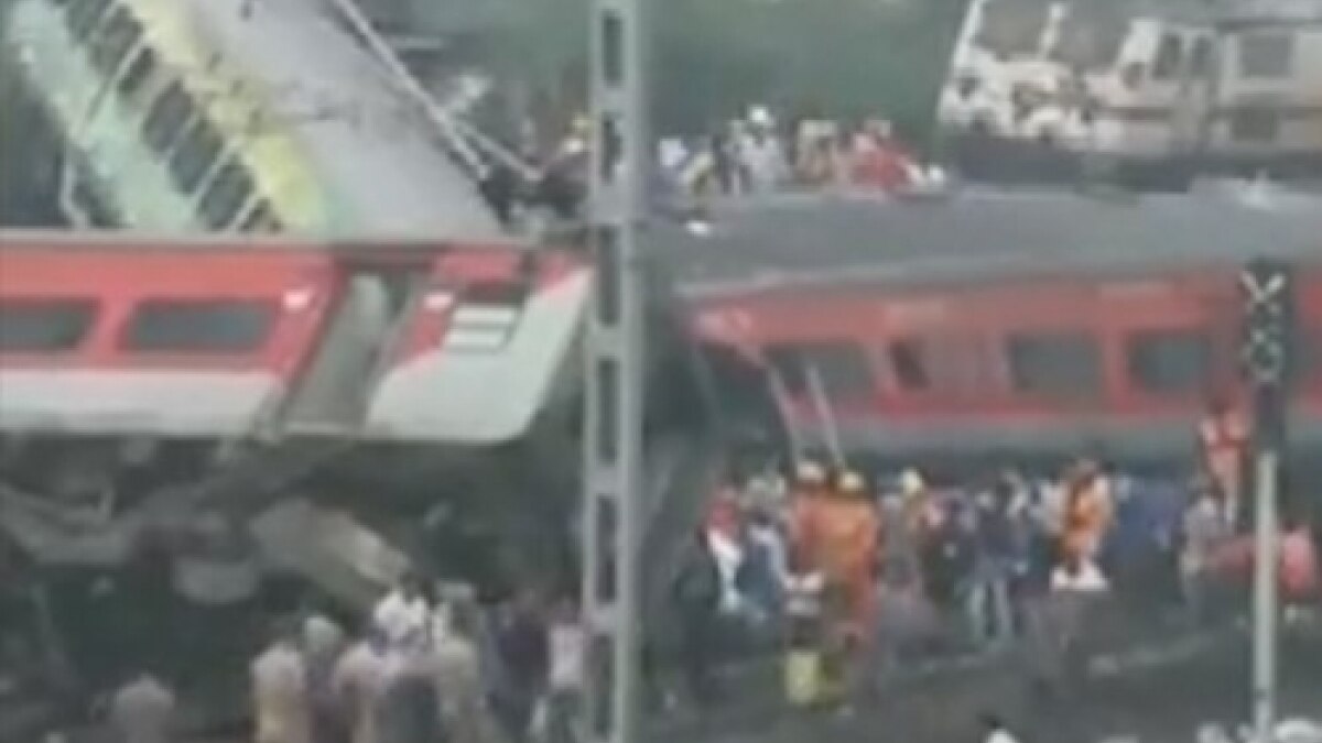 odisha train accident live updates 