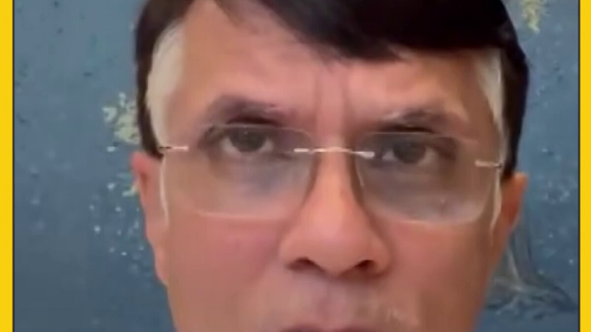 Pawan Khera attacks pm modi