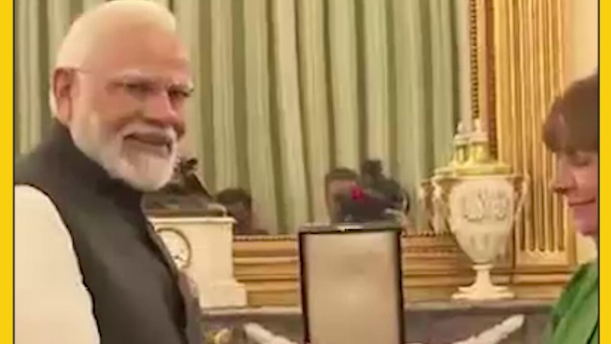 greece ke doosre sabse bade nagrik se sammanik hue modi